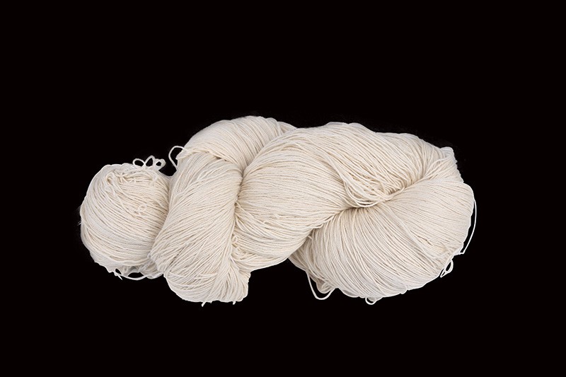 Silk/Wool 25/75 Blended Yarn 278/3TEX